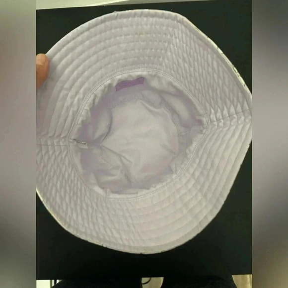 OMG ACCESSORIES Kid’s Miss Gwen Holographic Bucket Hat Unicorn Rainbows - Picture 6 of 8